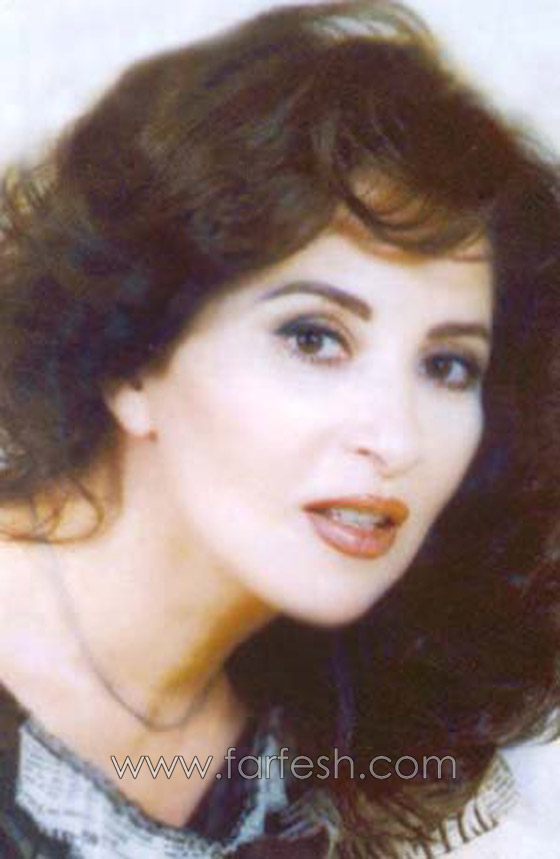 الممثلة المصرية بوسي.. تزوجت من الفنان نور الشريف وتطلقا  صورة رقم 27