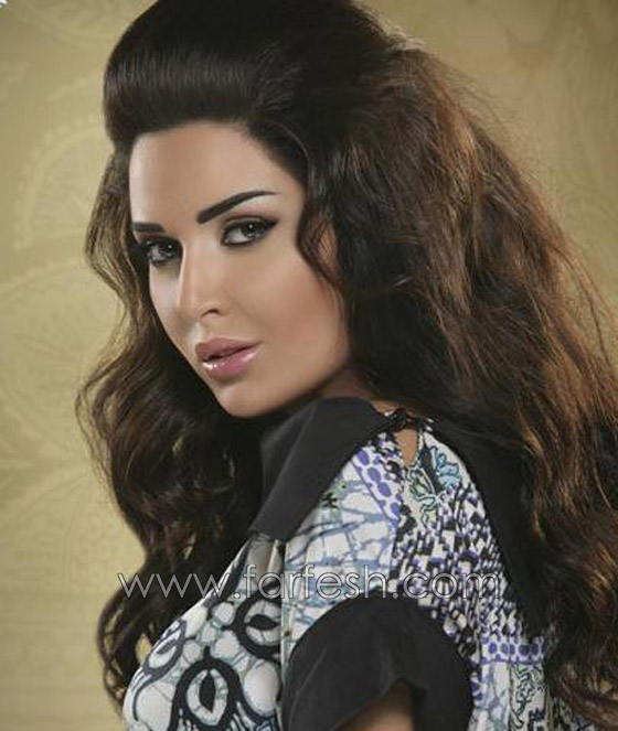 بالصور: سيرين عبد النور تحصل على جائزة أفضل ممثلة عربية  صورة رقم 5