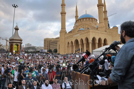 بالفيديو.. ابن فضل شاكر يعرض حساب والده الحقيقي على 