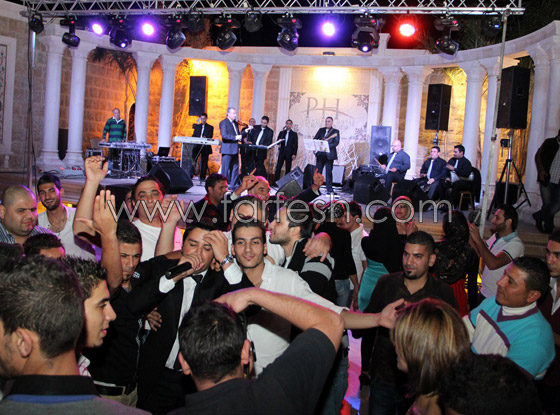 صور من حفلات العيد للفنان هشام الحاج في لبنان     صورة رقم 18