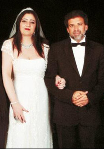الكشف عن صور زفاف خالد يوسف وهو يصرّح: زوجتي أجمل امرأة! صورة رقم 1