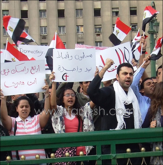 بالصور.. محمد كريم في ميدان التحرير    صورة رقم 4