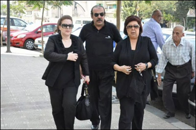 بالصور.. قلة من الفنانين في وداع عمر الحريري!! صورة رقم 13 بالصور.. قلة من الفنانين في وداع عمر الحريري!! صورة رقم 13