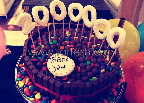 بالصور.. الفنانة ساندي تحتفل بكعكة الـ2 مليون!  صورة رقم 4