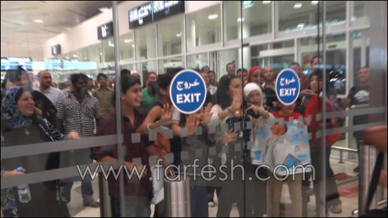 بالصور.. استقبال تاريخي لتامر حسني في قطر!!  صورة رقم 20