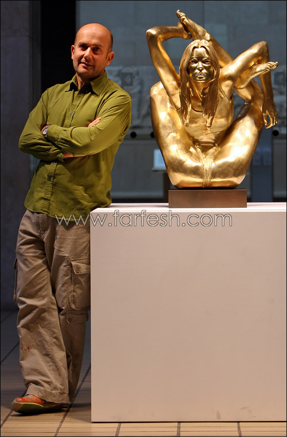 تمثال كيت موس الذهبي يباع في مزاد علني!!  صورة رقم 3