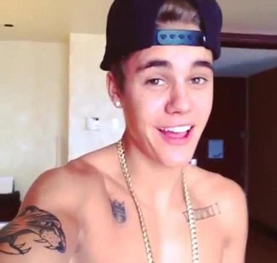 جاستين بيبر يدخّن الماريجوانا ويظهر عاريا بفيديو على جاستين بيبر يدخّن الماريجوانا ويظهر عاريا بفيديو على