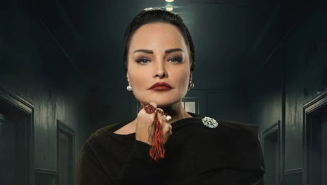 تولين البكري تتهم سائق تاكسي بضربها! وهو يرد: رفضت أن تطفئ السيجاره وشتمتني وصفعتني!
