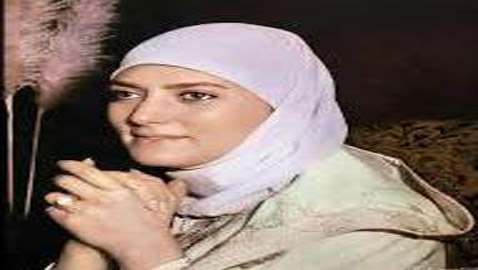 شمس البارودي تنشر أول ‏صورة لها بالحجاب قبل 43 عاما وتوجه رسالة مؤثرة لزوجها الراحل حسن يوسف